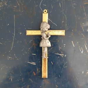 Metal cross